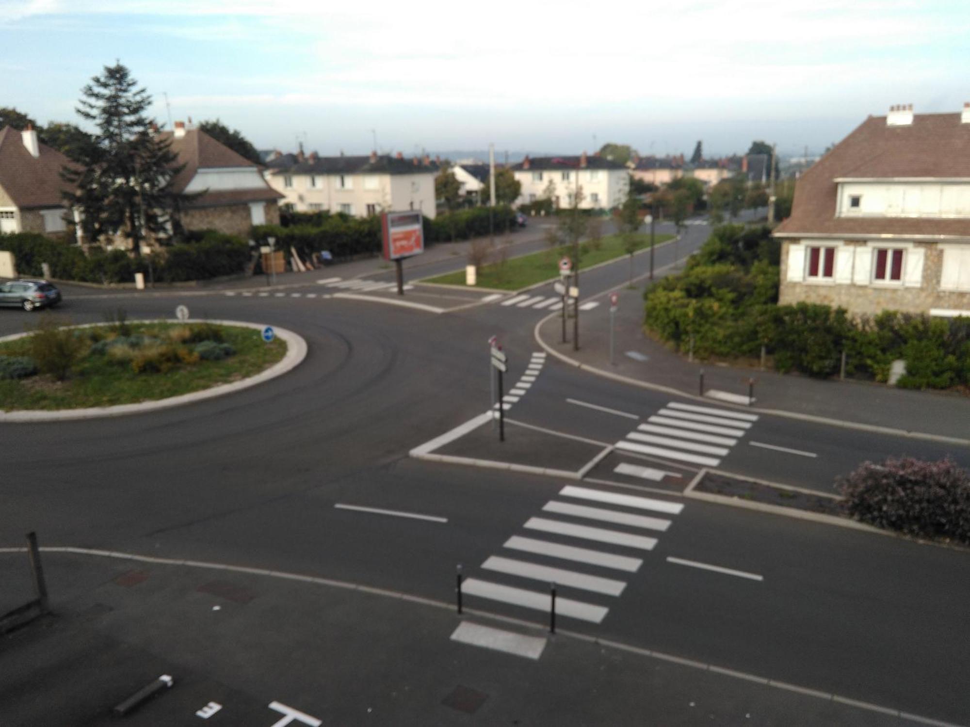 24 Fois Plus - Circuit Des 24 H A 10 Mn - 2 Chambres, 4 Personnes & Cuisine Le Mans Dış mekan fotoğraf