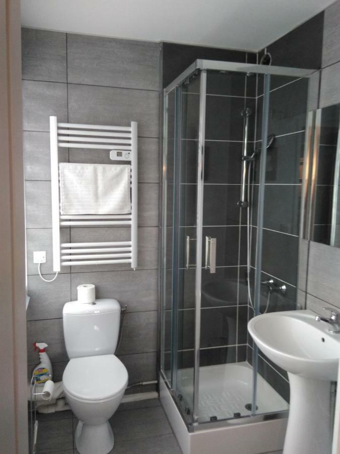 24 Fois Plus - Circuit Des 24 H A 10 Mn - 2 Chambres, 4 Personnes & Cuisine Le Mans Dış mekan fotoğraf